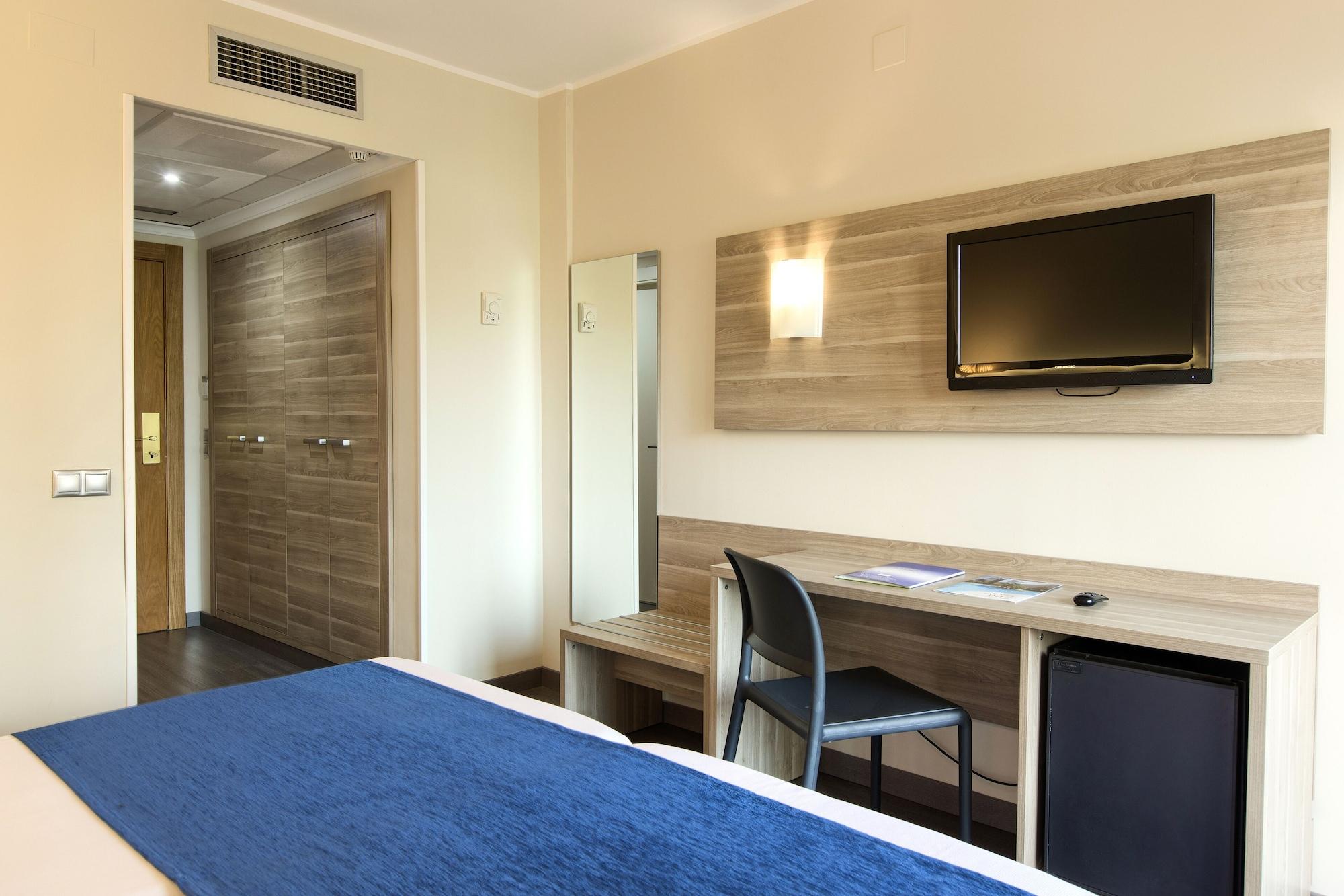 East By Pierre & Hotel Benidorm