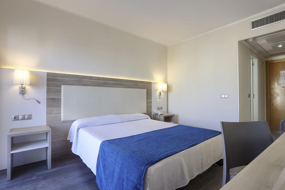 East By Pierre & Benidorm